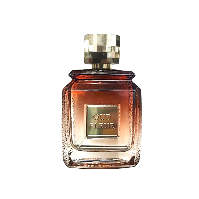 Oud Fleur, un parfum feminin, oriental floral. Creat pentru femeia de azi, Oud Fleur, parfum arabesc este atat elegant cat si seducator, atat inocent cat si sofisticat.