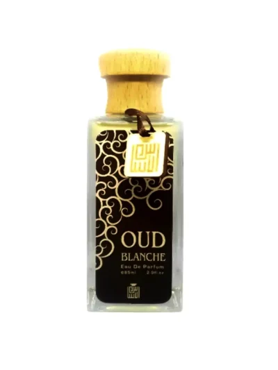 Parfum arabesc Oud Blanche de la Basenote, o adevarata provocare. Un parfum oriental lemnos, ce ne invaluie inca de la deschidere cu note aldehidice de sofran, sustinute de notele de mijloc cu acorduri de cedru si patchouli, si definite in notele de baza cu acorduri fine dar indraznete de casmiran, lemn de santal, aroma de mosc si amber. Shop Dubai parfumuri arabesti cu livrare gratuita la comenzi peste 100lei.