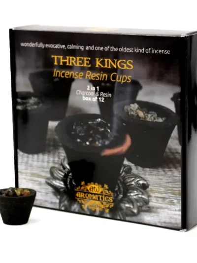 Setul de tamaie Three King Incense Resin, sau Cei Trei Crai de la Rasarit, contine 12 mini cupe pline cu rasini frankincense si smirna. Ardere Instanta